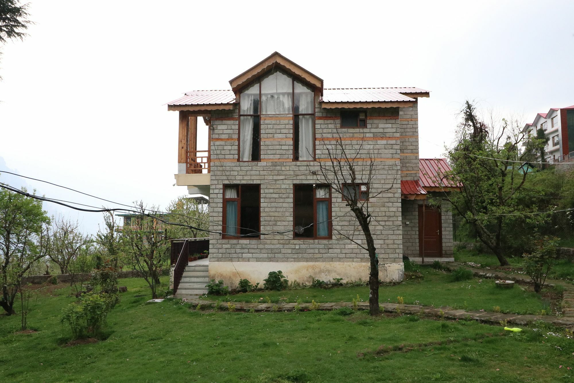 Oyo 13611 Bliss And Blossom Manali (Himachal Pradesh)