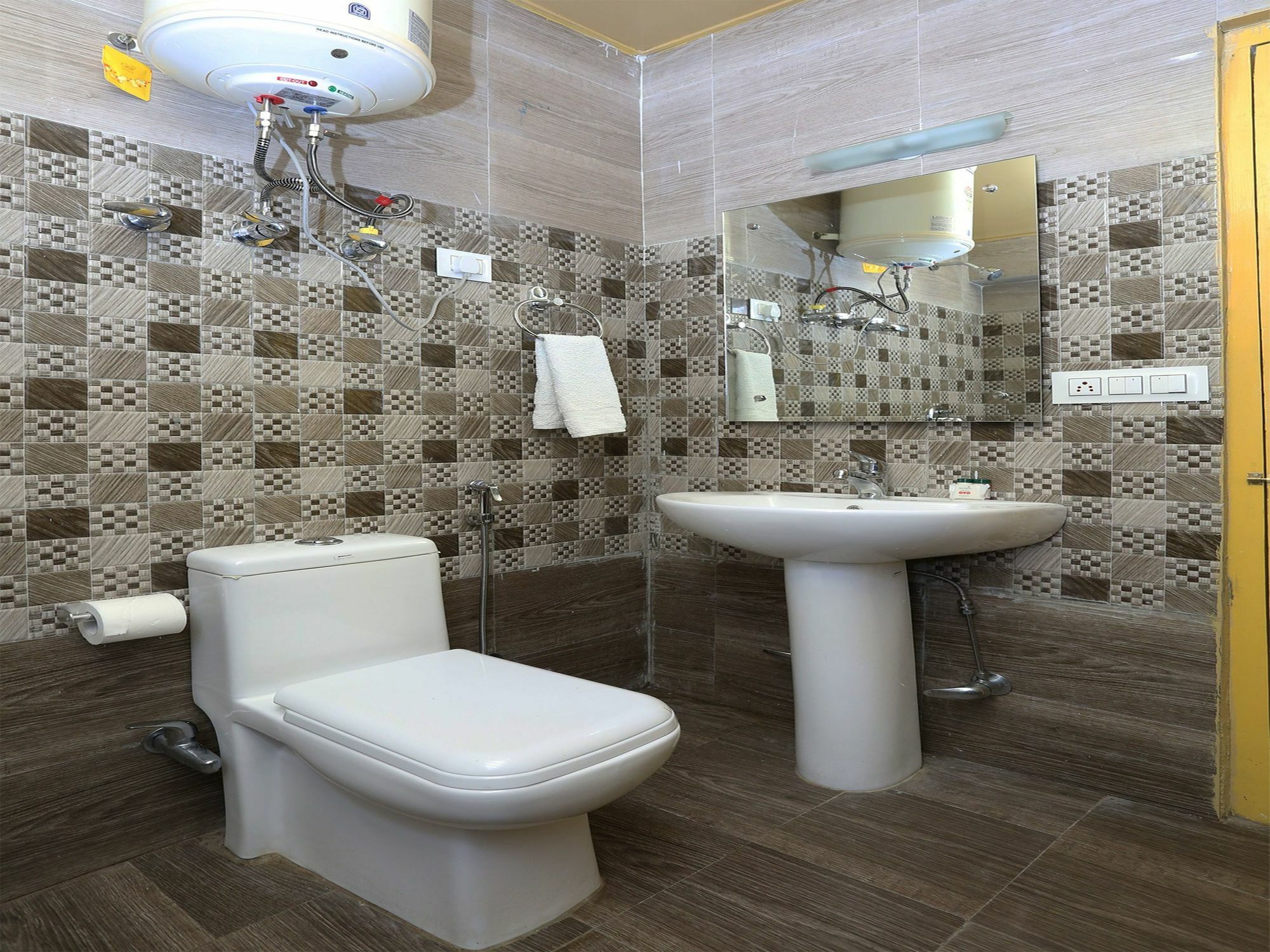 Oyo 9556 Ancoram Hotel