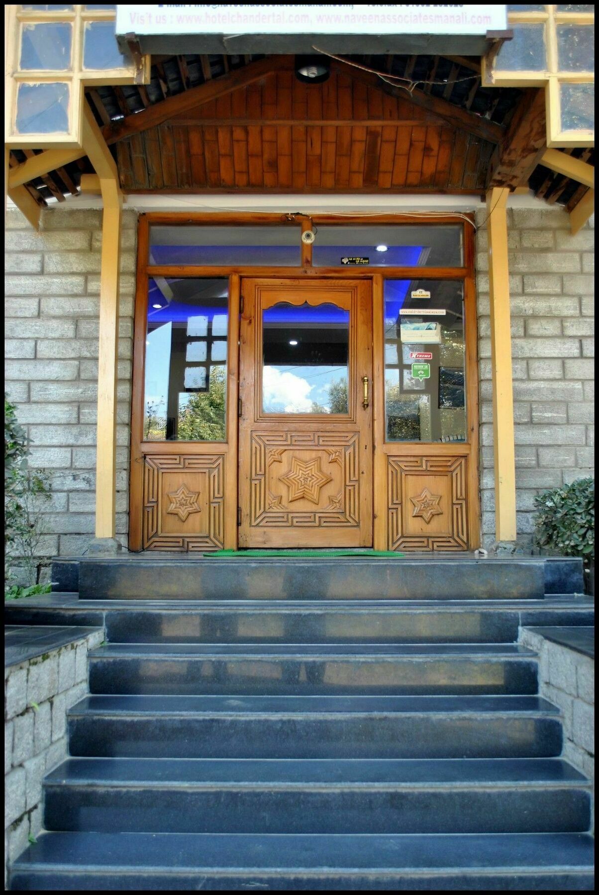 Chandertal Hotel Manali (Himachal Pradesh)