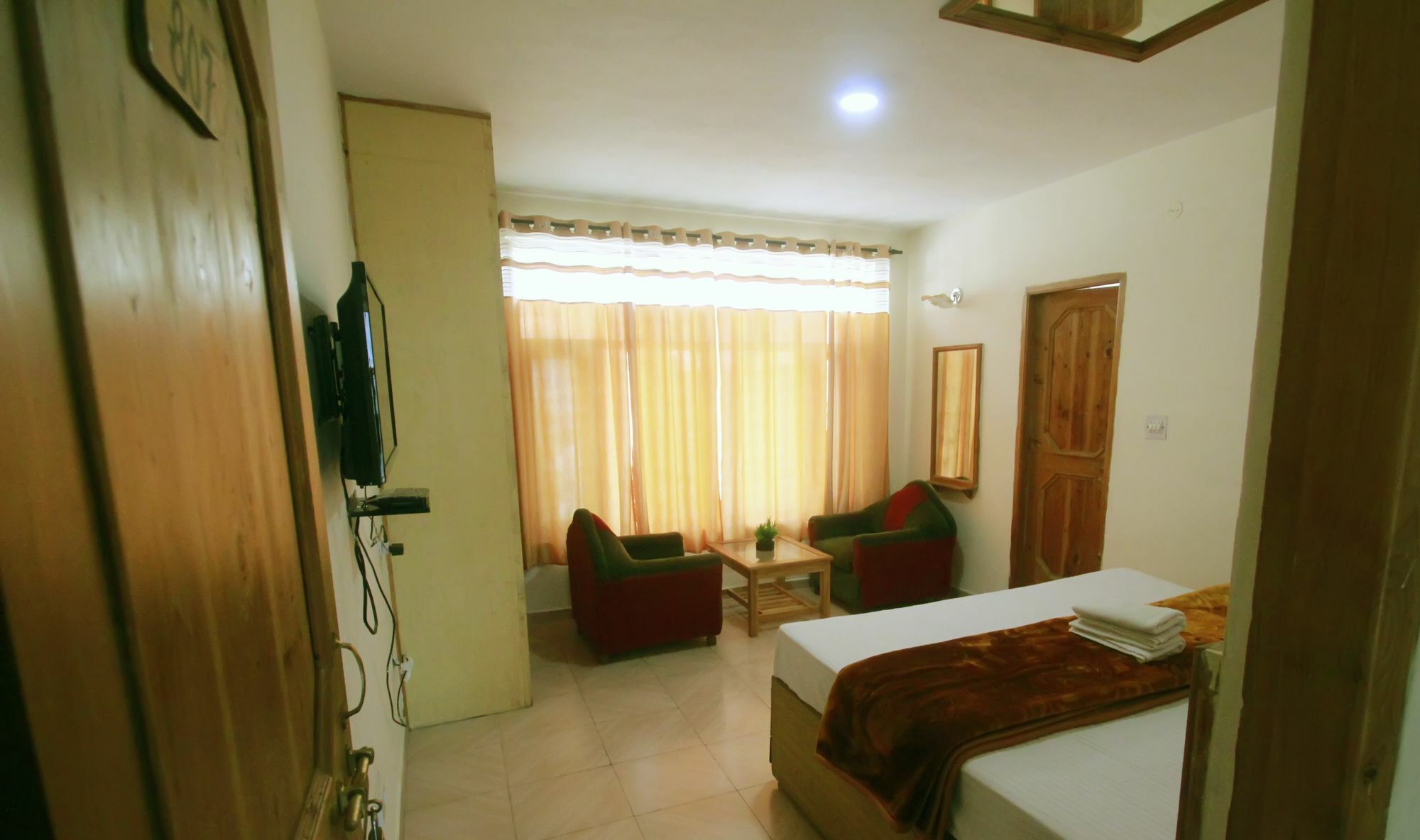 Hotel Chandertal Manali (Himachal Pradesh)