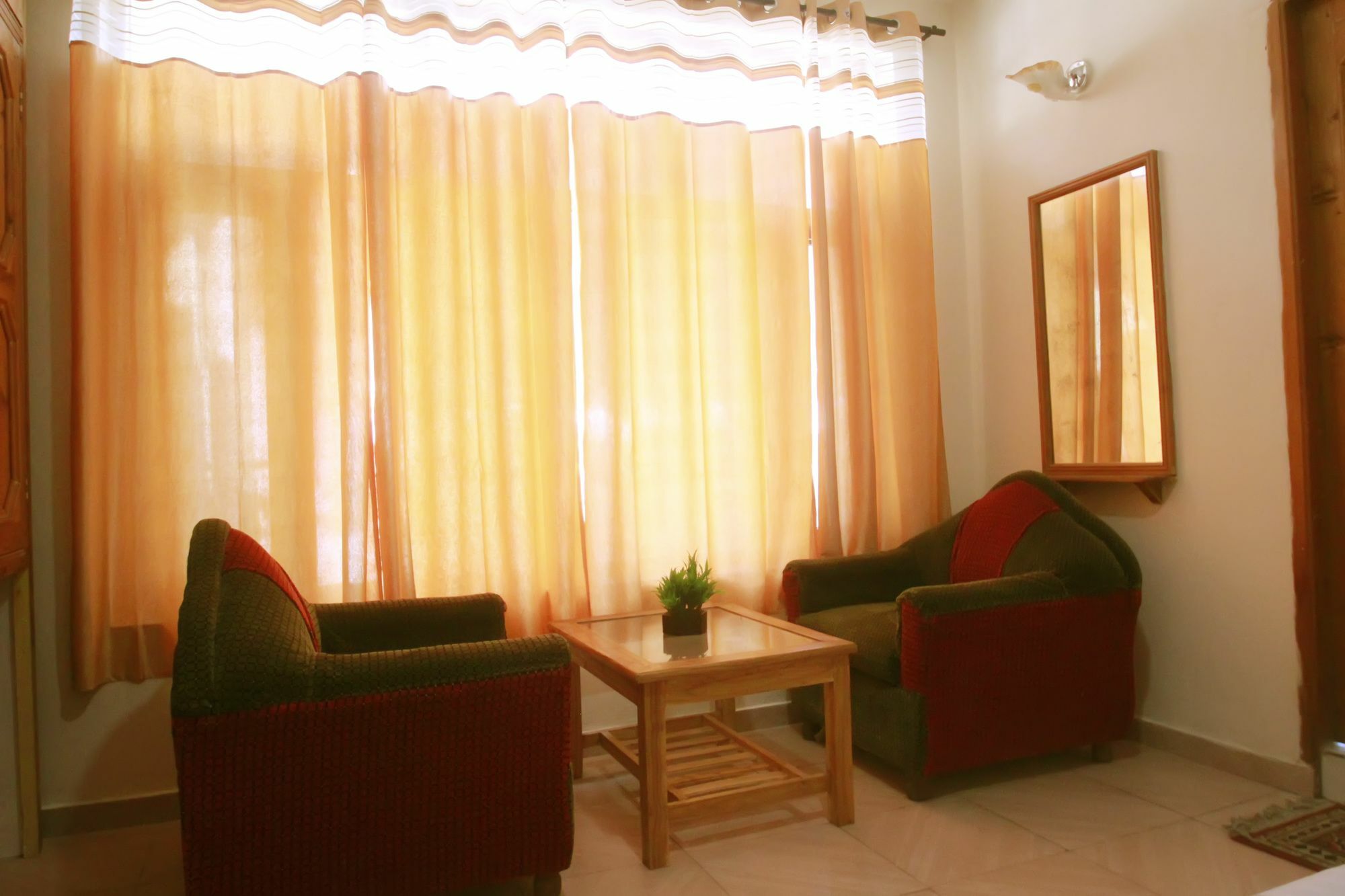 Chandertal Hotel 3*