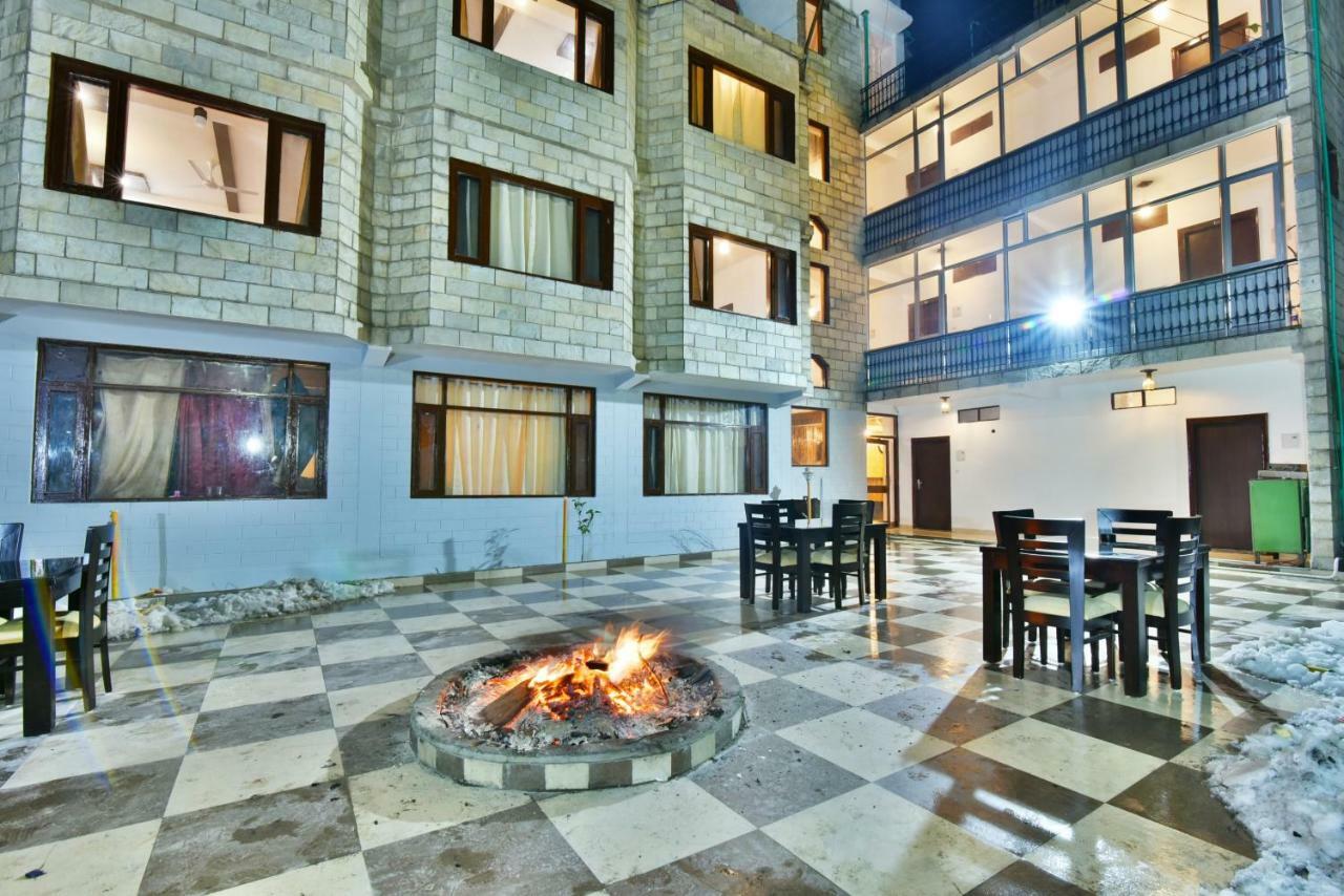 Hotel Kapoor By Dls Manali (Himachal Pradesh)