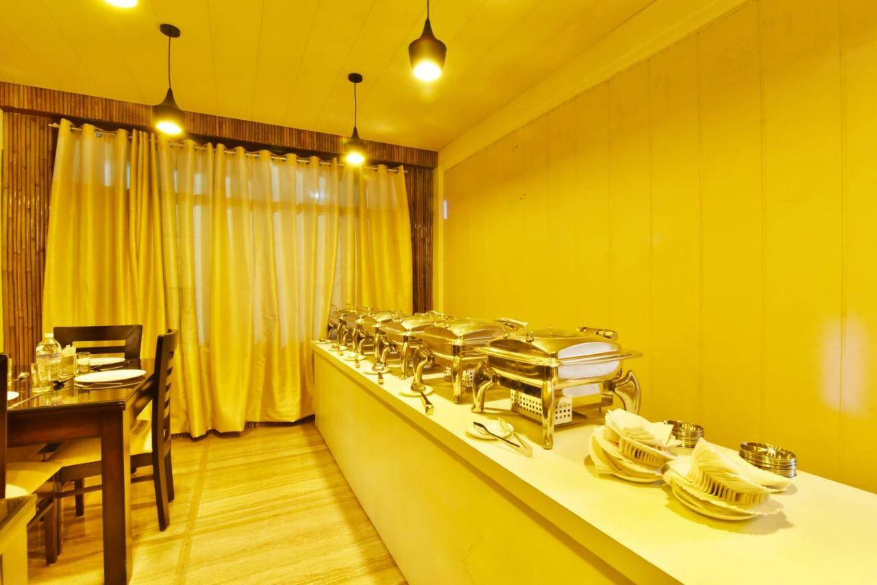 Kapoor By Dls Hotel