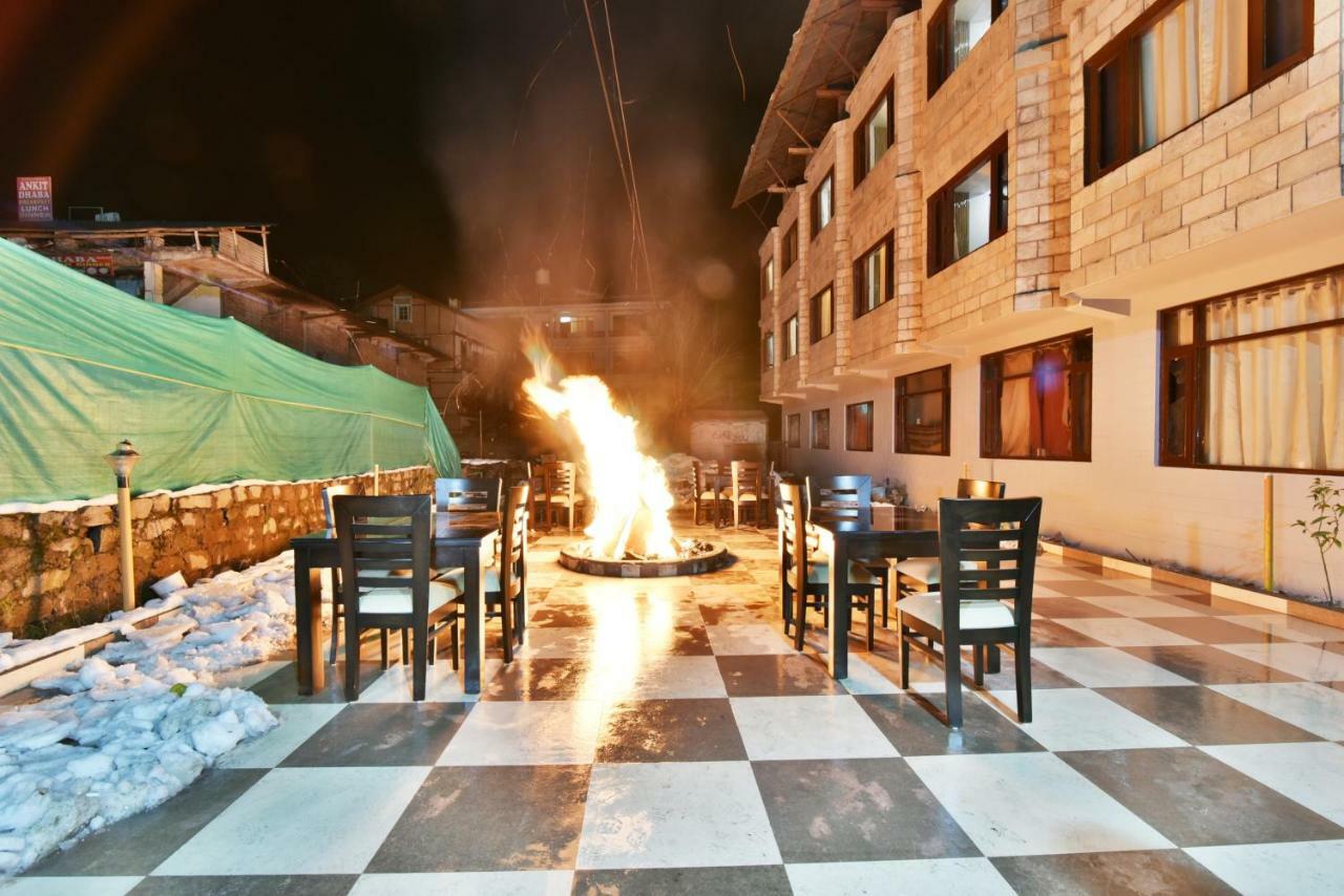 Hotel Kapoor By Dls Manali (Himachal Pradesh)
