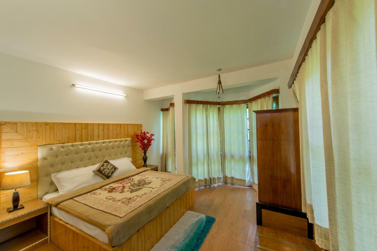 Hotel D'chalet Manali (Himachal Pradesh)
