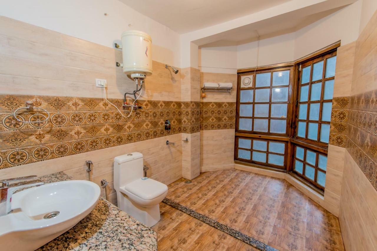 D'chalet Hotel