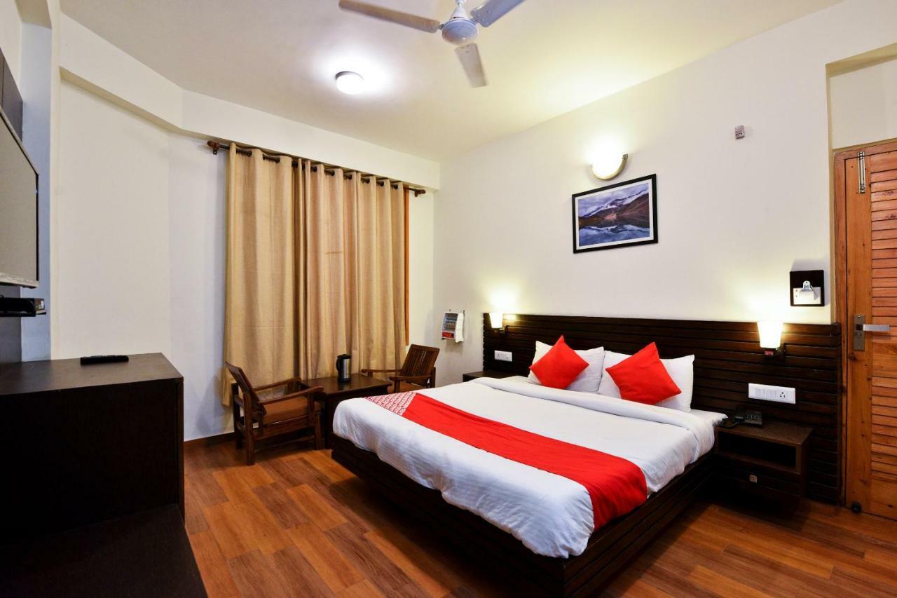 Oyo 13705 Lonchenpa Manali (Himachal Pradesh)