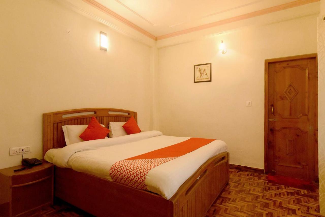 Oyo 7138 Acharya 2*