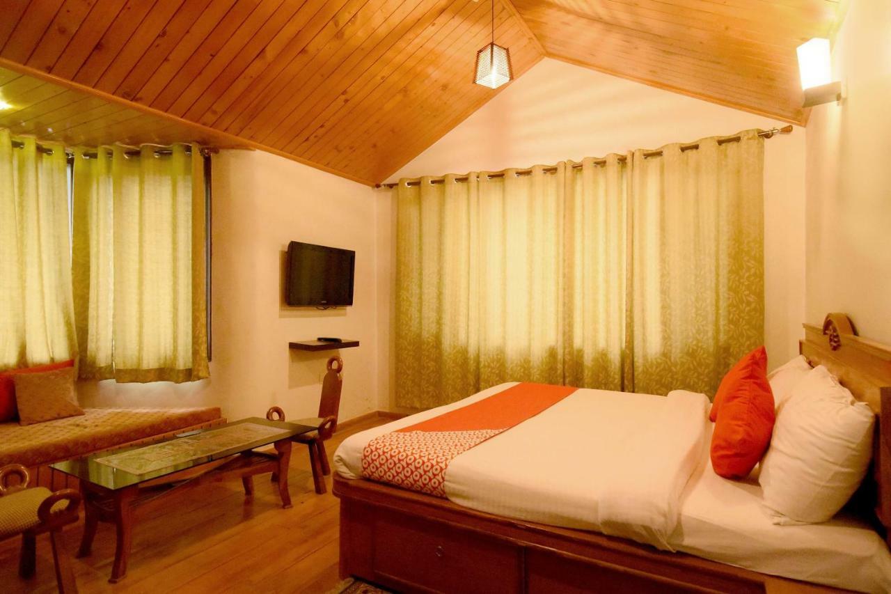 Bed & Breakfast Oyo 7138 Acharya