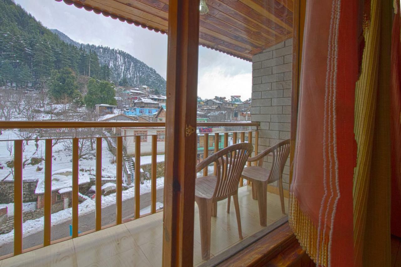 Sarthak Resorts-reside In Nature With View, 9 Kms From Mall Road Resort