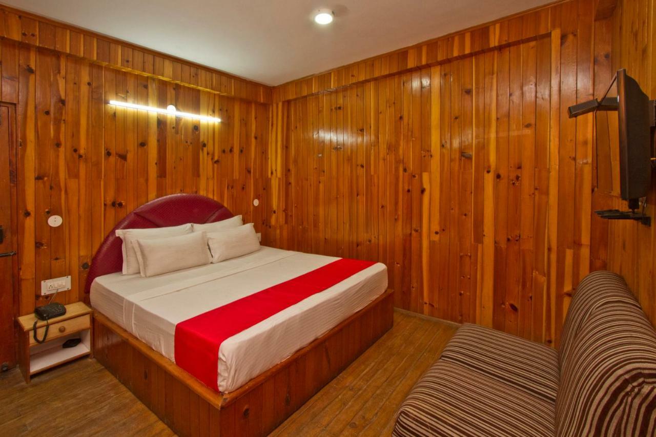 Resort Sarthak Resorts-reside In Nature With View, 9 Kms From Mall Road Manali (Himachal Pradesh)