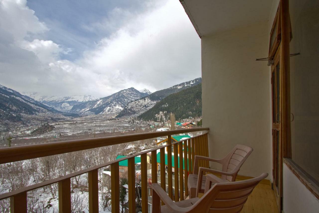 Sarthak Resorts-reside In Nature With View, 9 Kms From Mall Road Resort