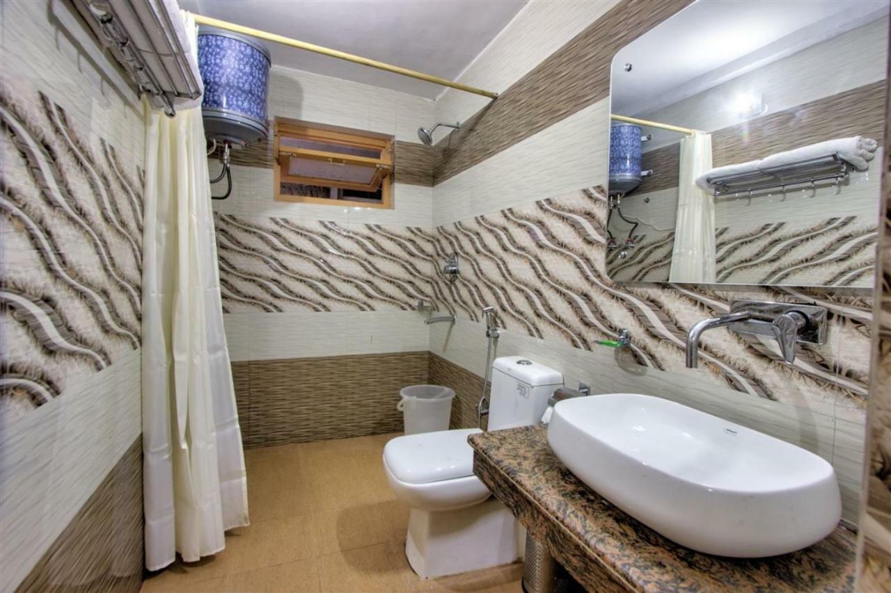 Samiru Hotel Manali (Himachal Pradesh)