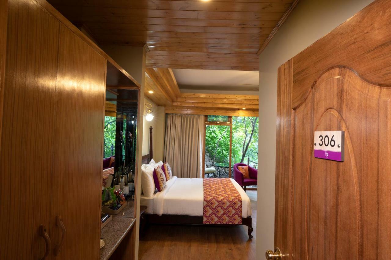 Regenta By Riverside Hotel 4*