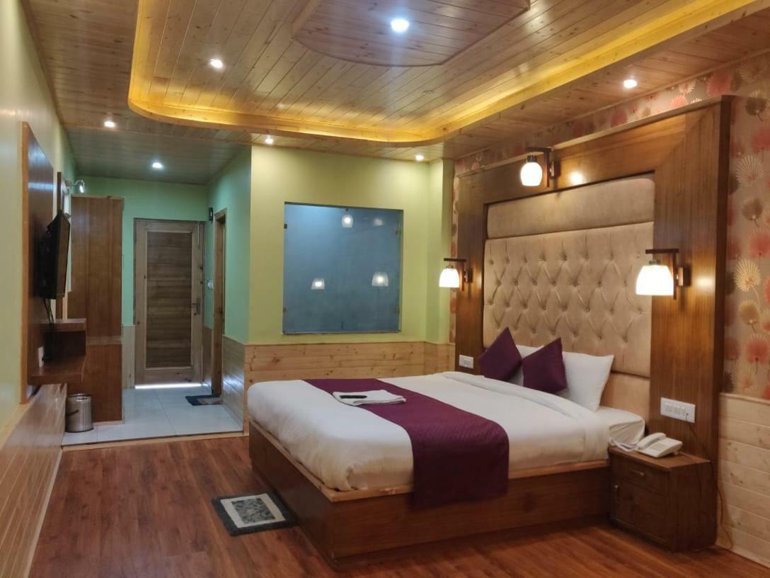 Hotel Jannat *