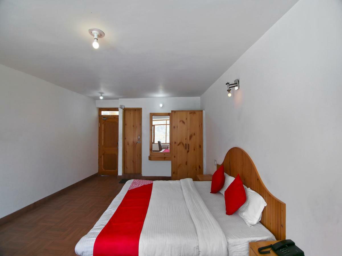 Bhrigu Hotel 3*