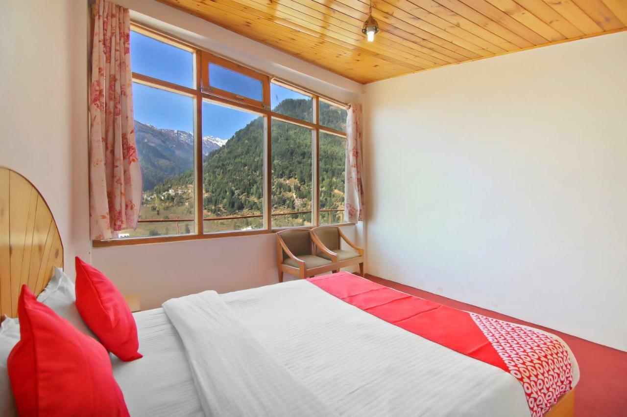 Bhrigu Hotel 3*