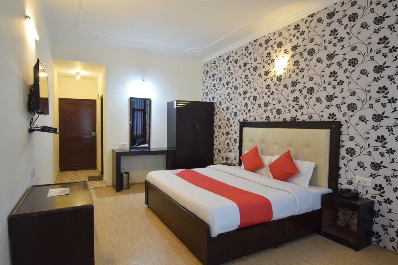 Hotel Oyo 10186 Holidays