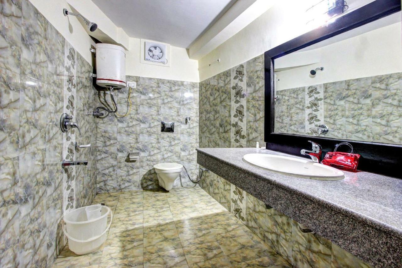 Mountain Hotel Manali (Himachal Pradesh)