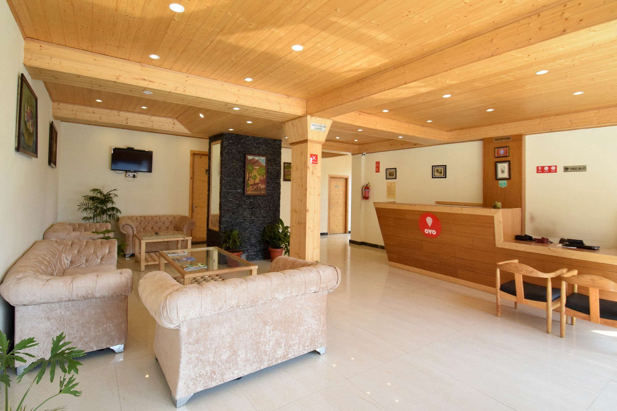 Oyo 10901 The Woodbine 2* Manali (Himachal Pradesh)