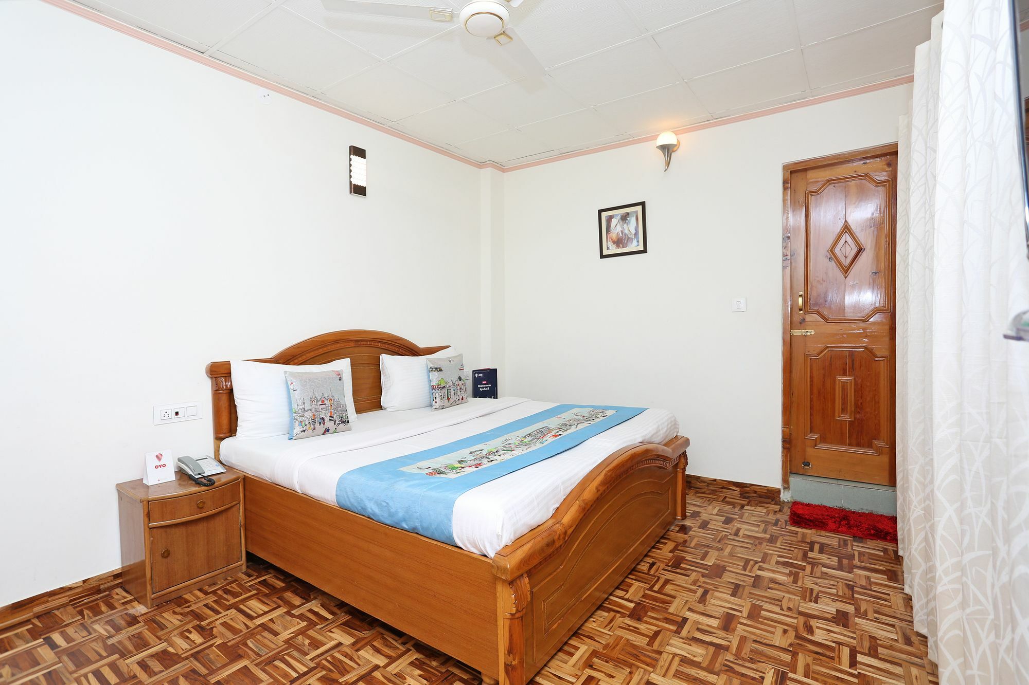 Bed & Breakfast Oyo 7138 Acharya