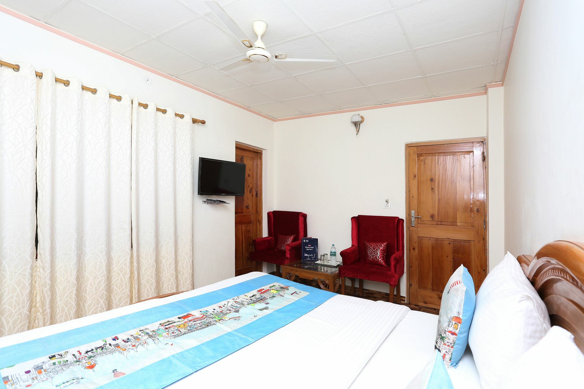 Bed & Breakfast Oyo 7138 Acharya 2*