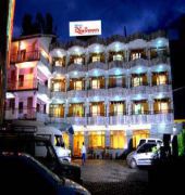 Naveen Hotel 4*