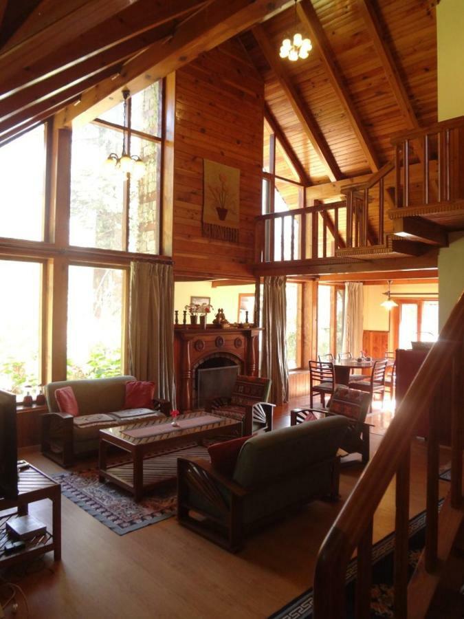 Guest house Retreat Cottages *