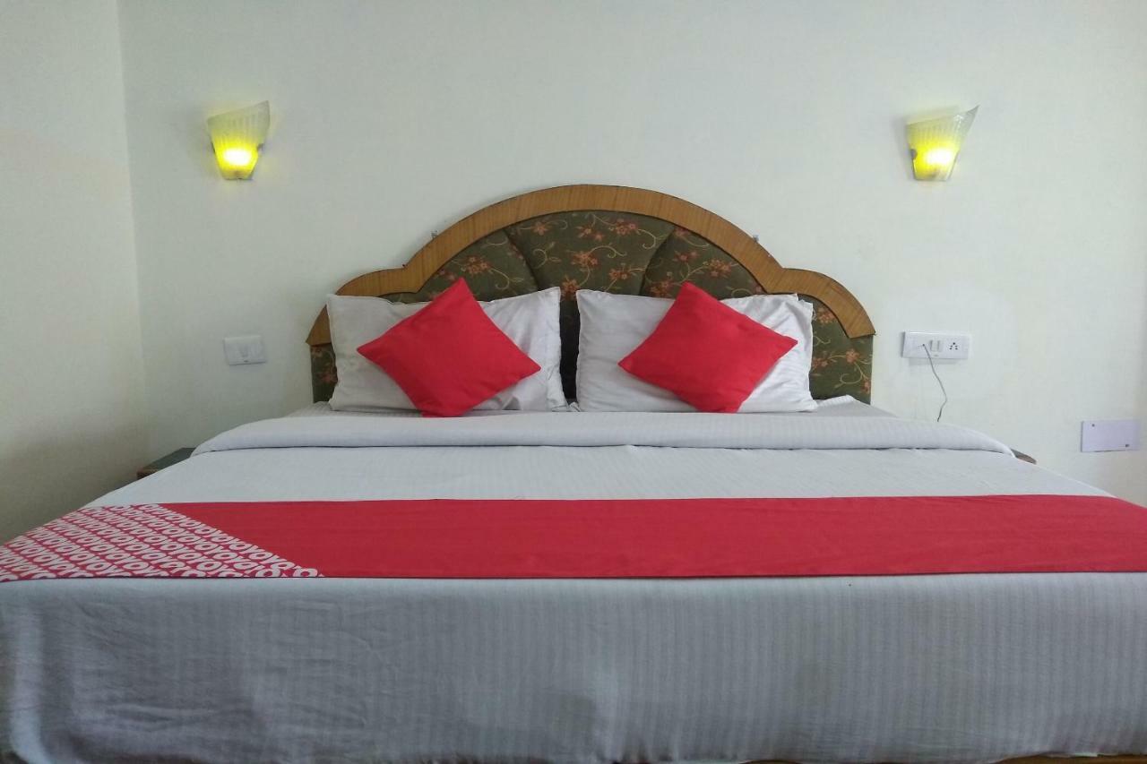 Oyo 23522 River View Hotel Manali (Himachal Pradesh)