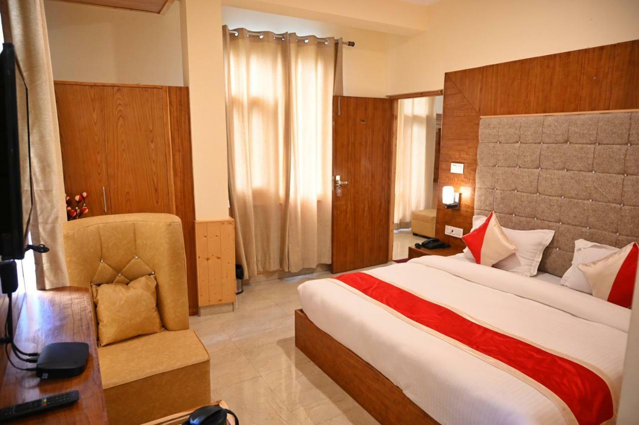 Highq Hotel