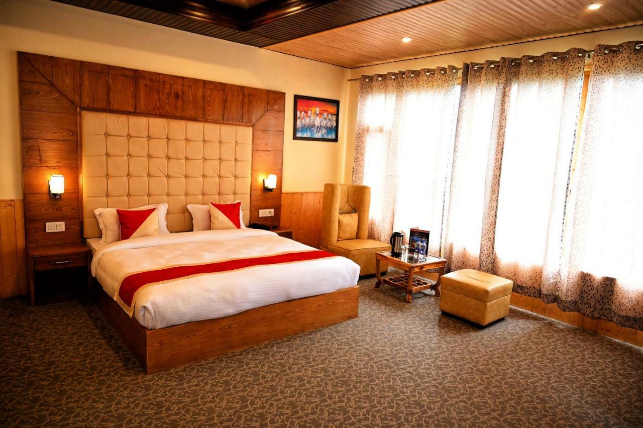 Highq Hotel