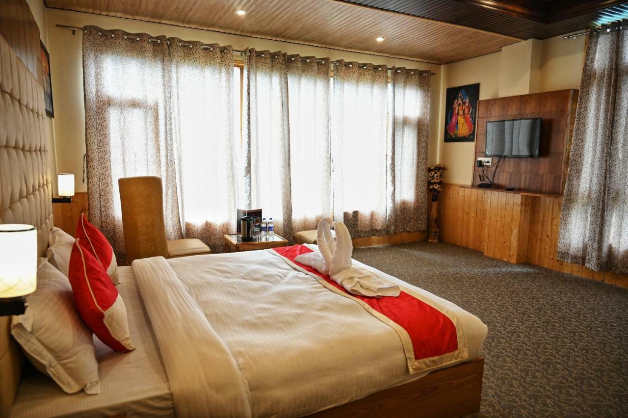 Hotel Highq