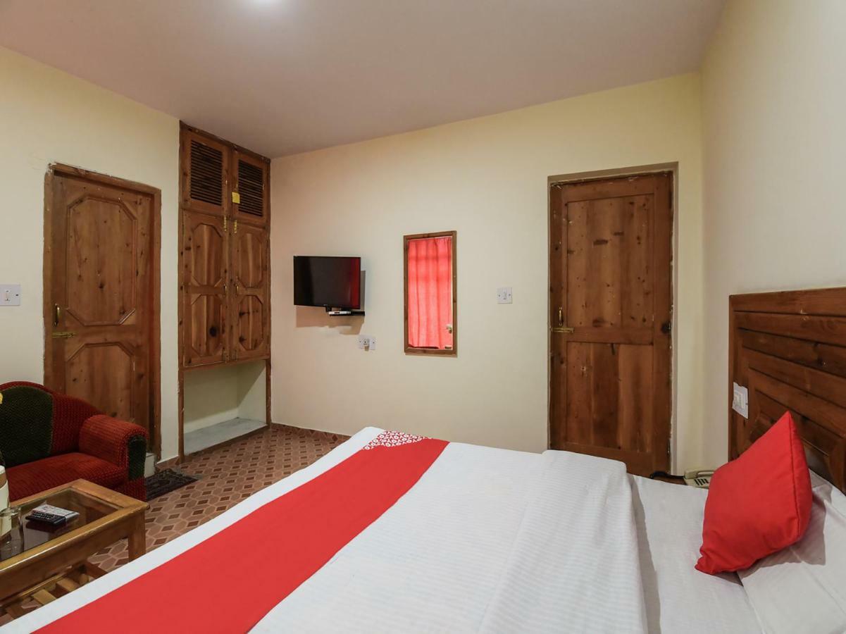 Oyo 33096 Chandertal Hotel