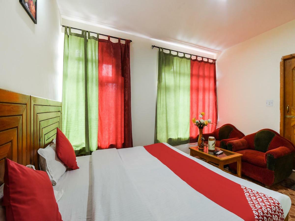 Oyo 33096 Chandertal Hotel