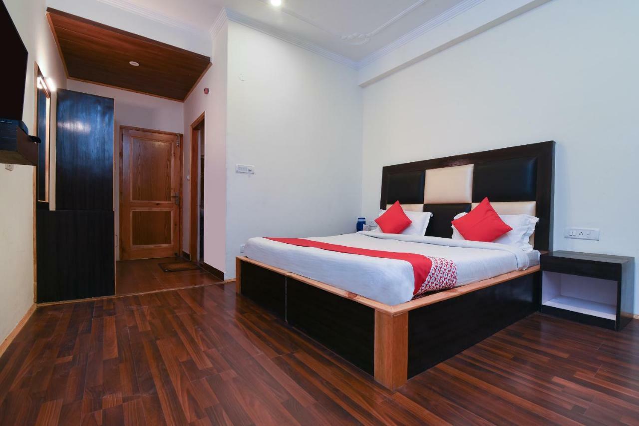 Oyo 15699 Conifer Manali (Himachal Pradesh)