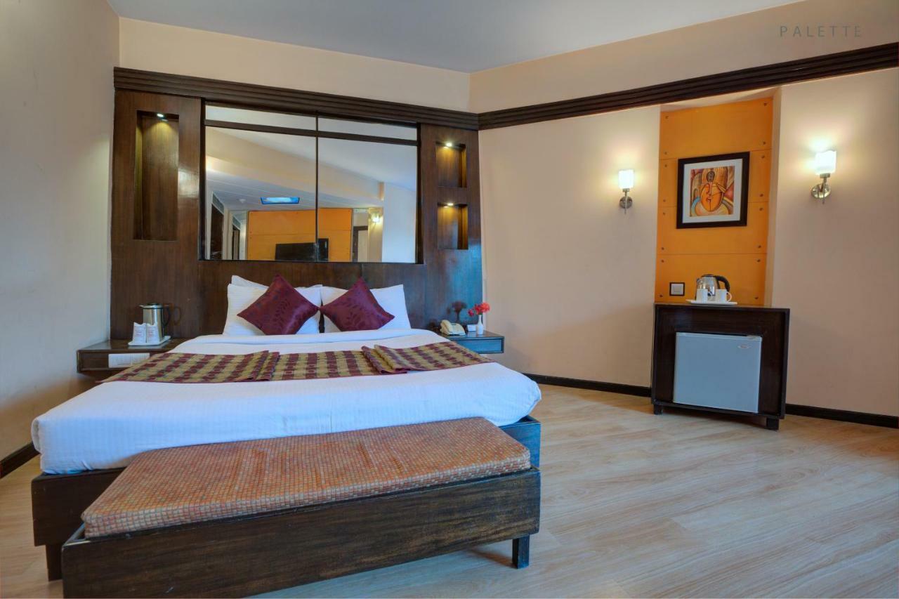 Palette - The River Crescent Hotel 4*
