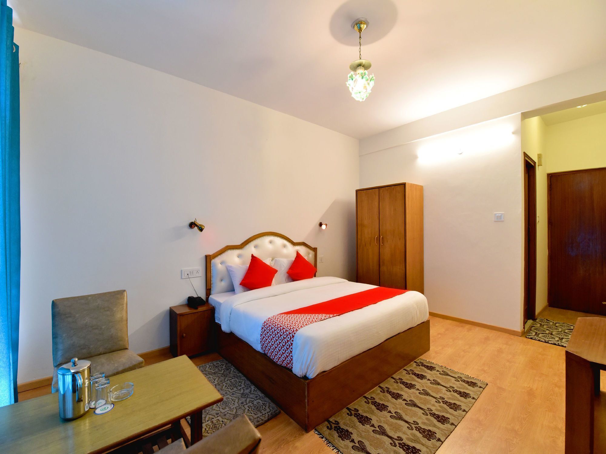Oyo 12506 Zara And Hotel Manali (Himachal Pradesh)