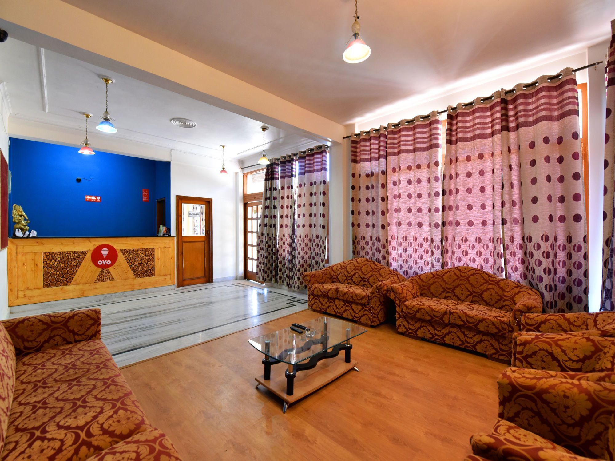 Hotel Oyo 12506 Zara And