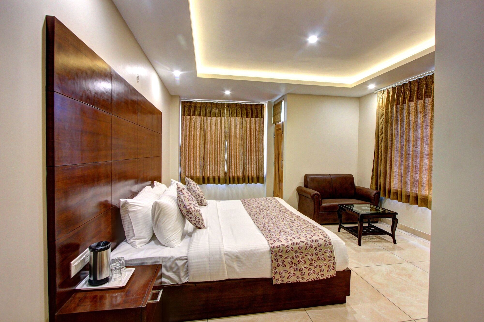 Hotel Regenta Place Leaf Manali- A Centrally Heated 4*
