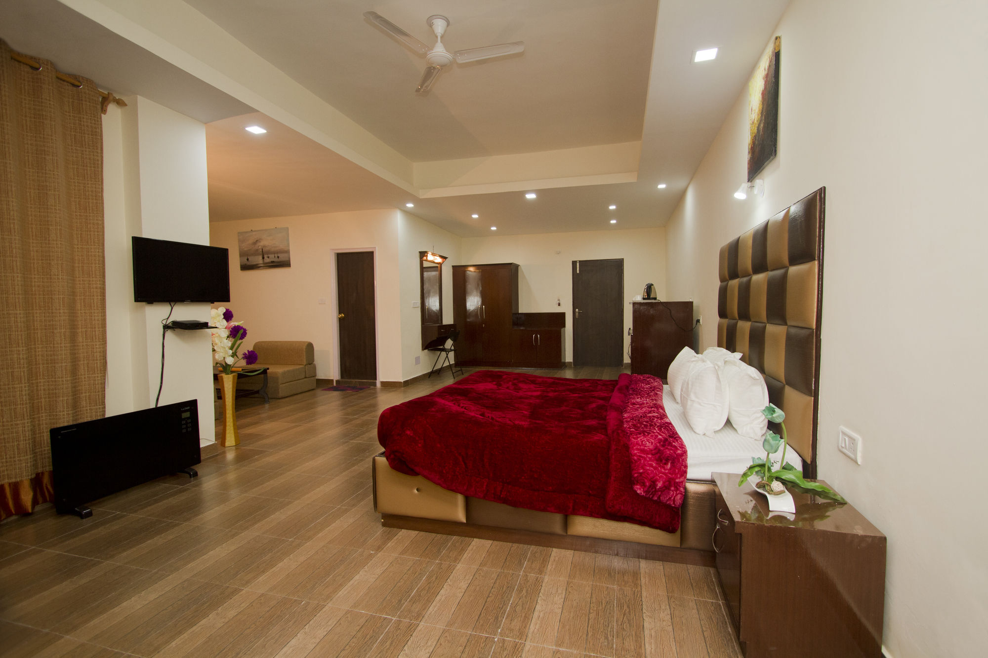 Resort Adb Snow Touch Manali (Himachal Pradesh)