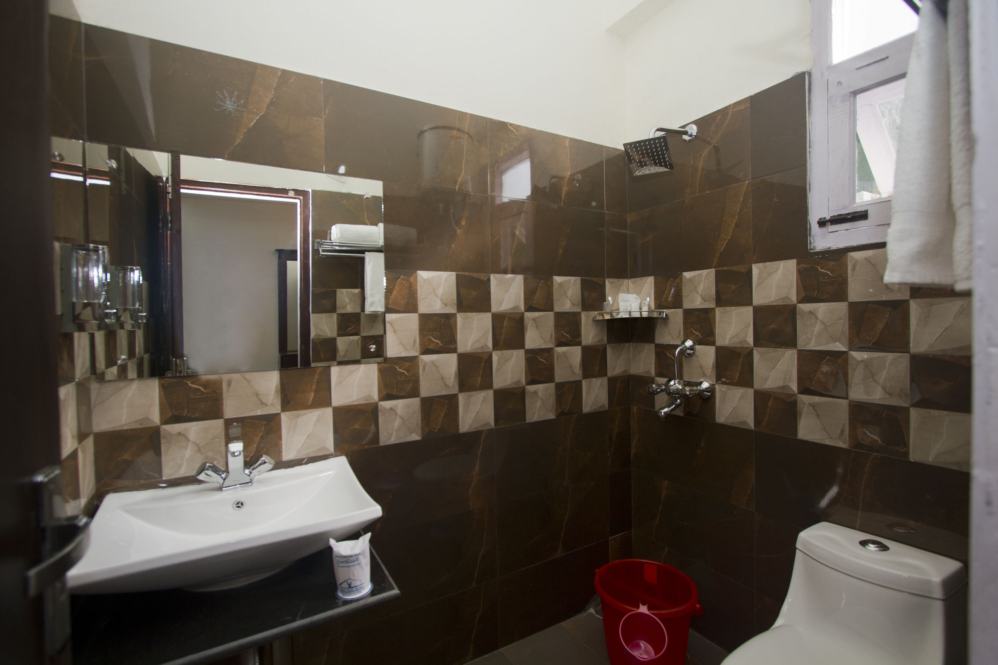 Adb Snow Touch 4* Manali (Himachal Pradesh)