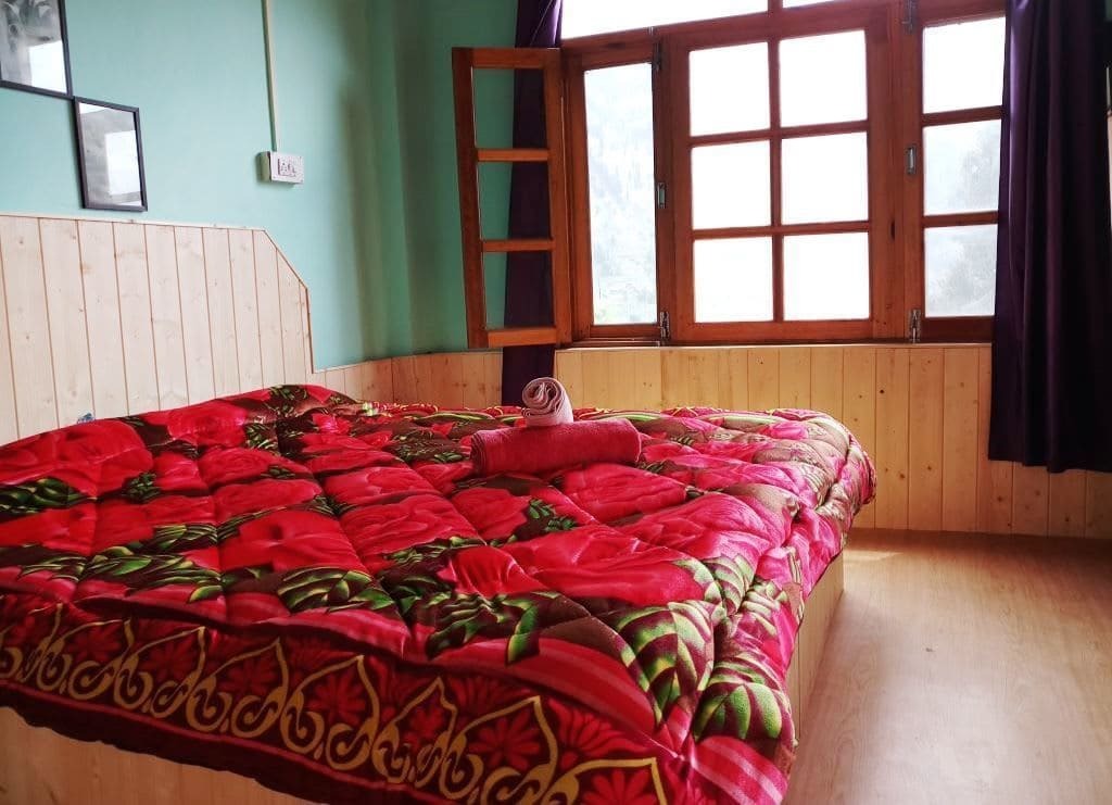 Apple Field House Guest house