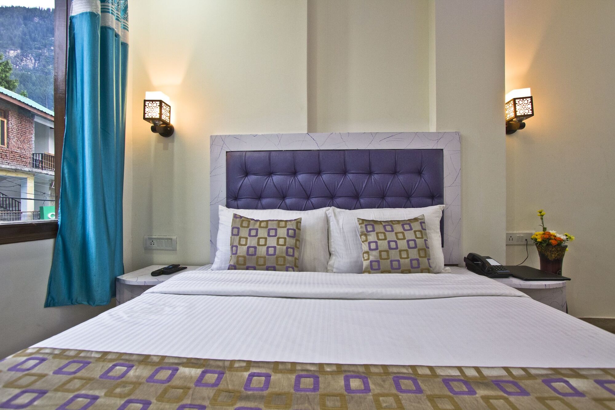 Rock Sea Hotel Manali (Himachal Pradesh)