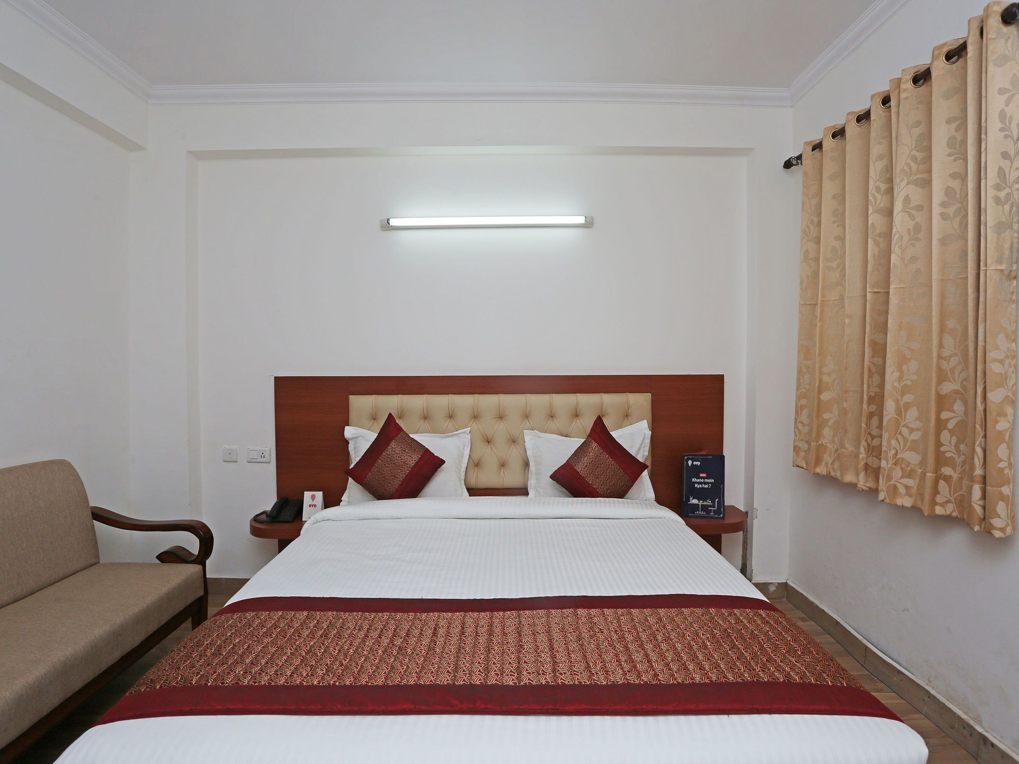 Hotel Oyo 9636 Yugrishi Anandam 3*