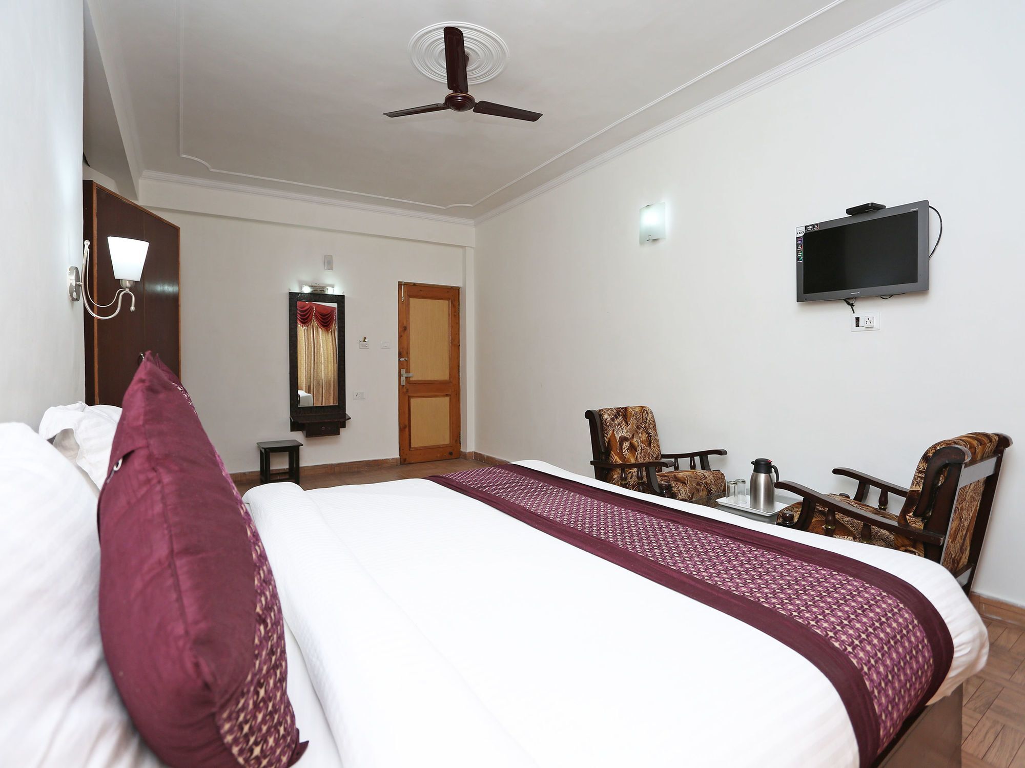 Oyo 9684 Rudra Palace Hotel Manali (Himachal Pradesh)