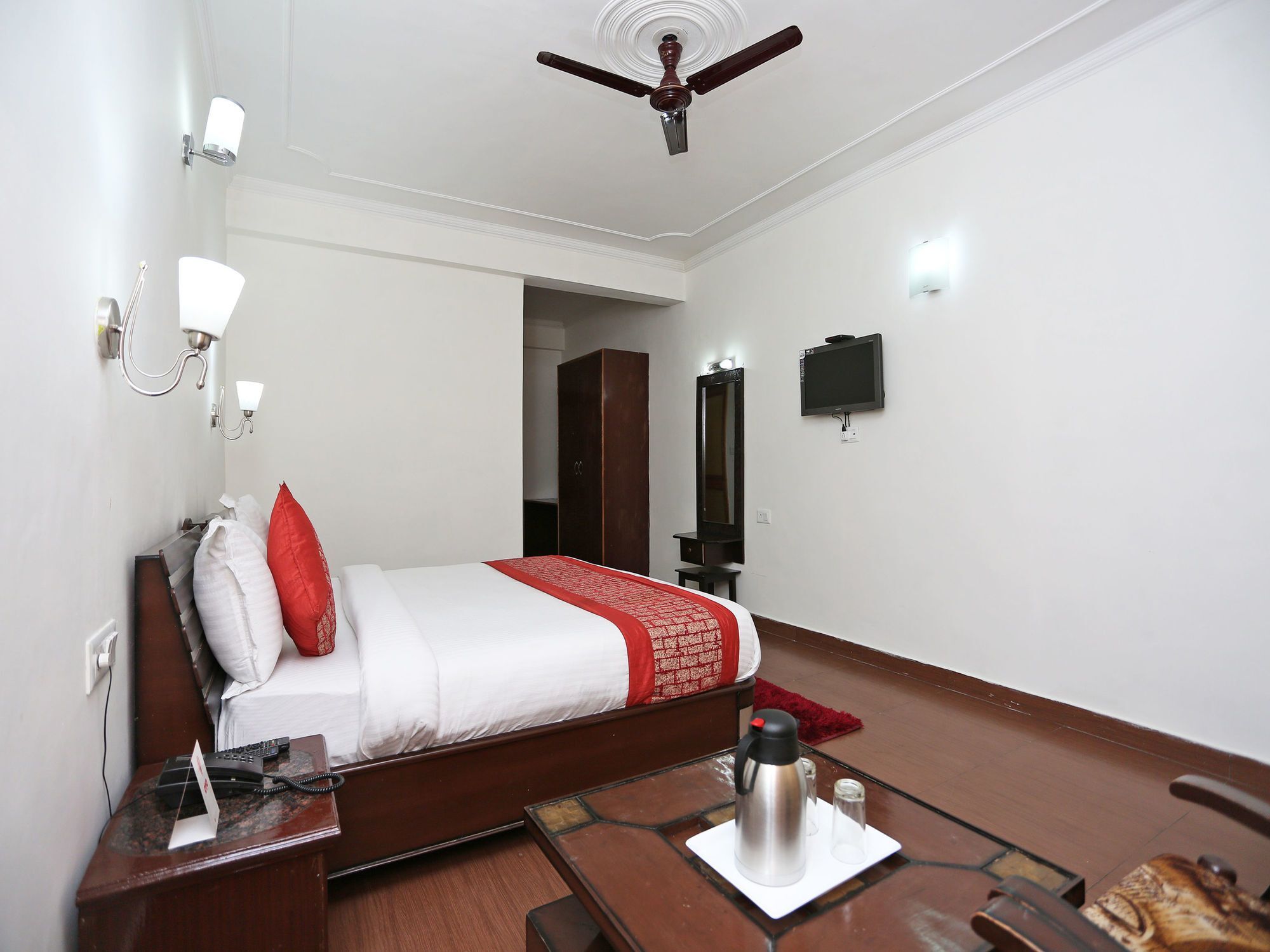 Oyo 9684 Rudra Palace Manali (Himachal Pradesh)
