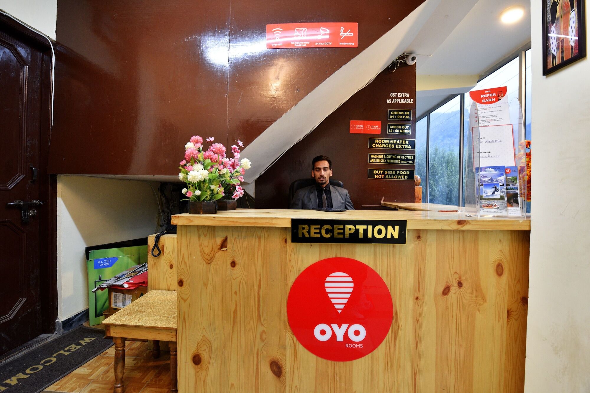 Oyo 14393 Akash Hills 3*