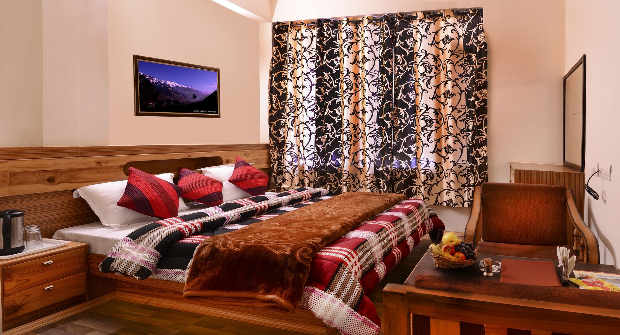 Hotel Utopia & 3*
