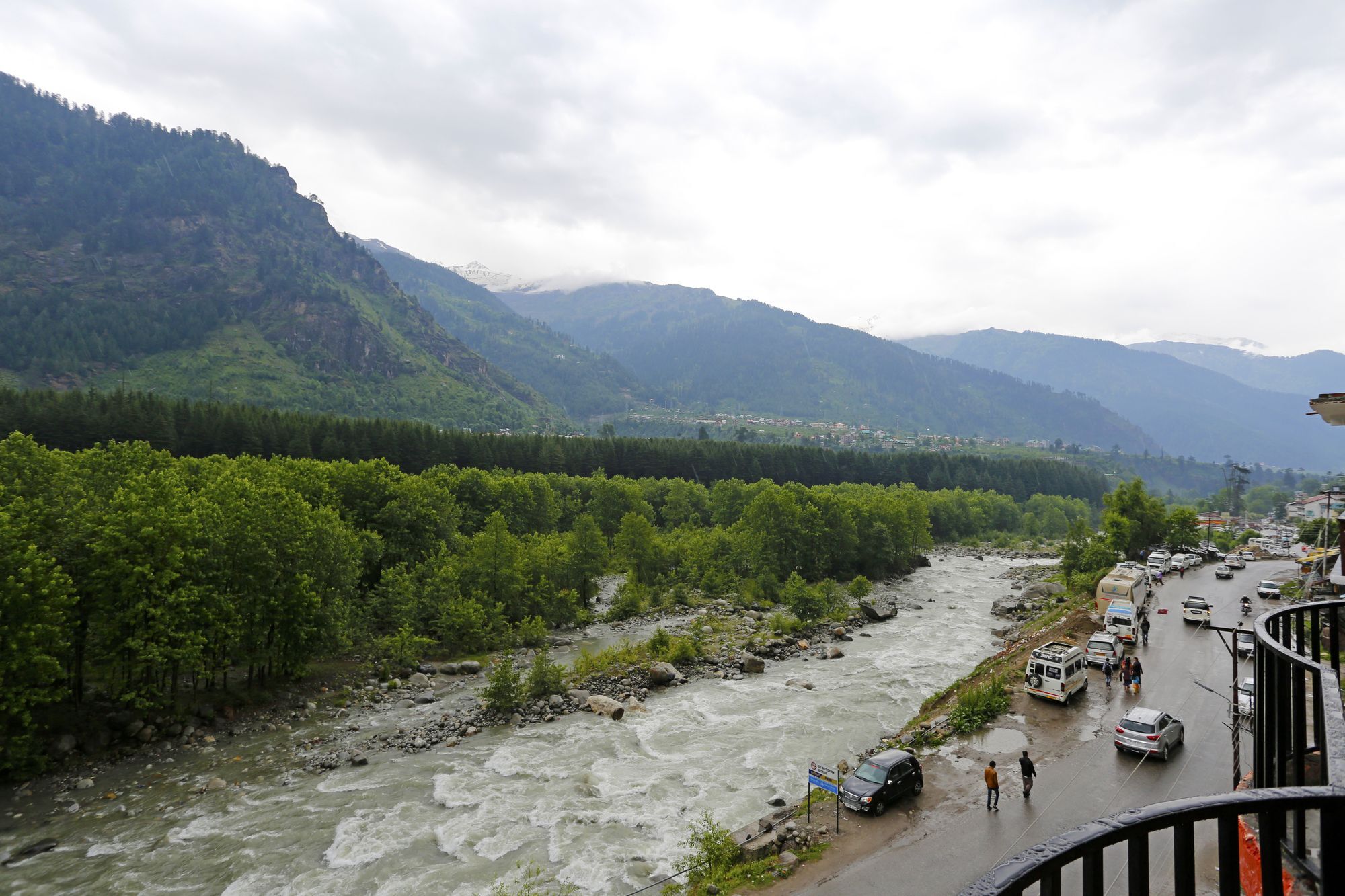 Hotel Oyo 5354 Chamunda Sonachi Manali (Himachal Pradesh)