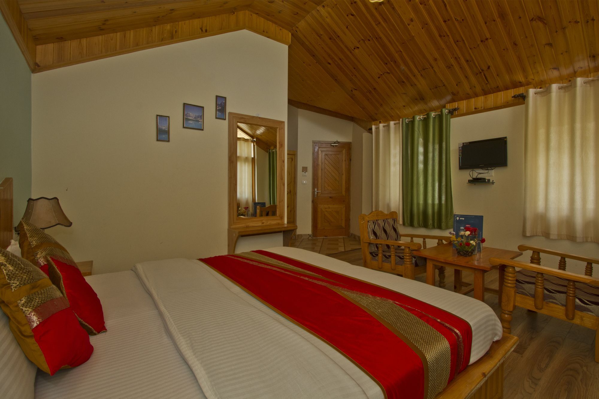 Hotel Mountain Face